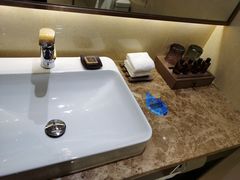-青岛天瑞星空酒店