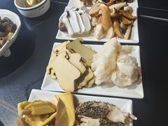 -野菌皇海景野生菌火锅(滨海大道店)
