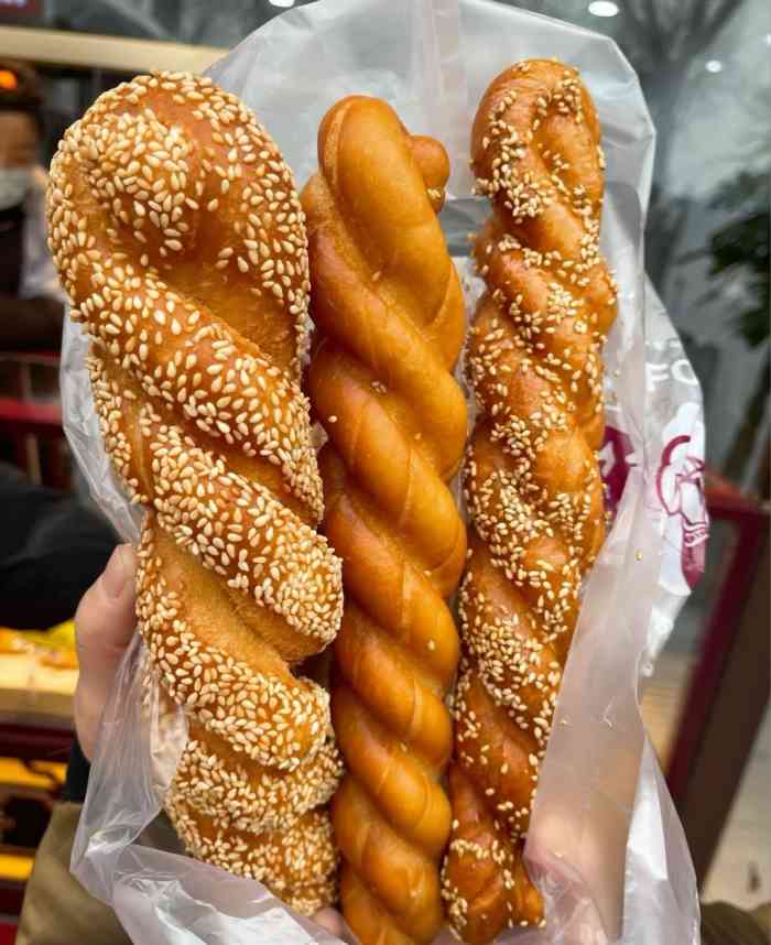 弘祥蜂蜜大麻花(钟楼街店)-"只能说这次体验很差,很燥.疫情还未结束,.