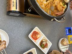 -豚妈妈汤饭·部队锅(南京东路店)
