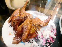 红烧乳鸽-尚竹阁冬瓜盅·18年地标美食(平洲店)