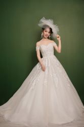 -ZHICOME·稚蔻婚纱礼服造型定制(西安龙首印象城店)