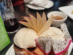 -铜锣湾·有麝自然香(渝北财富中心店)