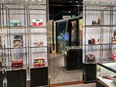 -Gucci(首创奥特莱斯店)