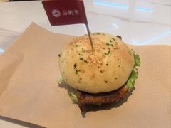 -必胜客(松雷店)