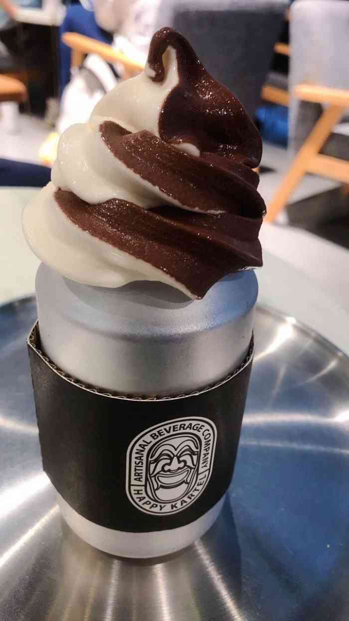 happy kartel(仲盛世界商城店)-"原本和沁哥是冲着巧克力趴趴小熊来的