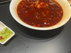 -艳阳天民俗村(公园路店)