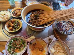 -拈签一笑黄牛肉辣卤串串