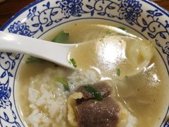 -杨三孃跷脚牛肉(西外棕榈岛店)