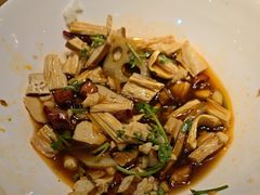 -黄泥岗·地道湖北菜(奥特莱斯店)