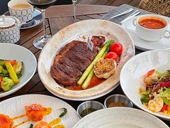 -MONICH牛排融合餐厅(和义大道购物中心店)