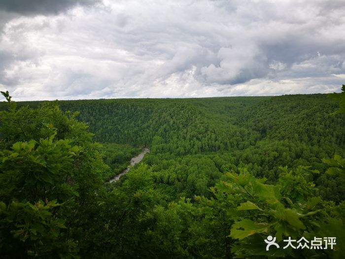 锦河大峡谷图片
