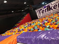 -Tenker Club弹刻极限主题公园 · 蹦床 · 团建 · 生日派对(大关店)