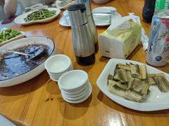 -胖大嫂渔家排档(半边山店)