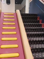 -奈尔宝家庭中心·亲子餐厅(长沙运达汇店)