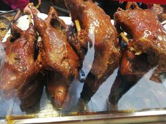 -王浩儿纪六孃甜皮鸭(凌云大厦店)