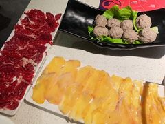 手捶生牛肉丸-牛村来人潮汕牛肉火锅(西单店)