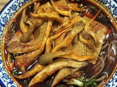 红油米线-老字号杨坡红油米线腊汁肉夹馍(东四道巷店)