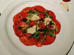 腌制生牛肉片配帕尔马芝士-牛排家(北京王府井澳门中心店)
