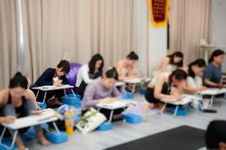 -亚太瑜伽普拉提学院