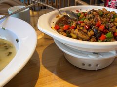 -严记小天府酸菜鱼(西四路店)