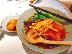 -百春原湖南牛肉粉(百联世纪店)