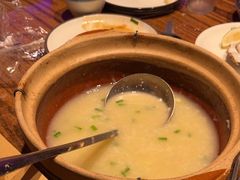 -蚝堡海鲜·威海菜·海肠捞饭·烧烤·亚洲吃蚝公司(幸福门店)