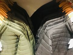 -优衣库(上海虹口龙之梦店)