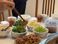 -九尺赵老四鲜鹅肠火锅