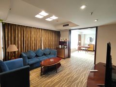 -顺德君豪酒店(佛山容桂渔人码头店)