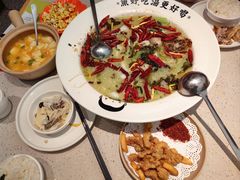 -江渔儿酸菜鱼(曜一城店)