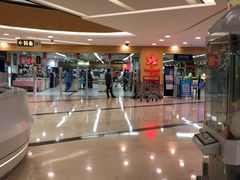 -华润万家(M2香港名都店)