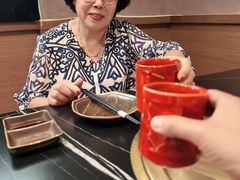 -山川小町·极番烧肉(新地假日广场店)