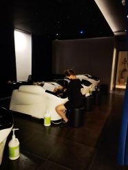 -PE SALON