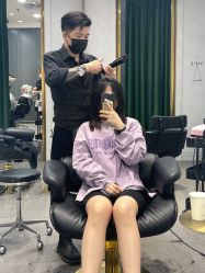 -Kraemer Paris  苏豪路易士·嘉玛发廊