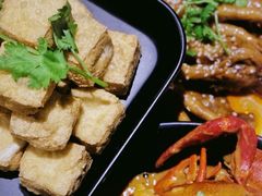 炸臭豆腐-巴厘龙虾·榜首油焖大虾(音乐学院·沿江酒馆店)