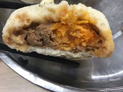 咸蛋黄超人包-老陶包子铺(南大西南村店)
