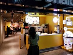 -麦当劳(中山公园龙之梦店)