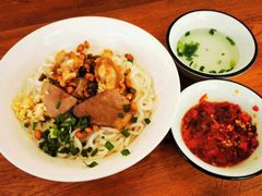 -牛八宝桂林米粉(八里庄店)