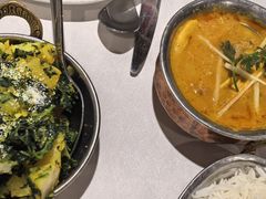 菠菜烩鸡肉-恒河传奇印度餐厅GANGES