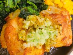 蒜蓉鸡排配香辣烤肠-萨莉亚意式餐厅(特力时尚汇店)