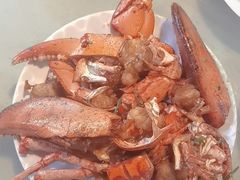 -三亚火车头万人海鲜广场