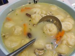 鸡汤鱼饼-客家大院·非遗赣南客家菜(郁孤台店)