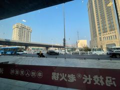 -冯校长老火锅(中联广场店)