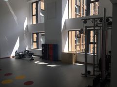 -悦耐私教健身馆(保利中心店)