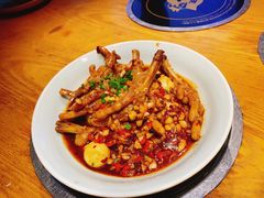 田二姐的耙凤爪-吃饭皇帝大(长宁龙之梦店)