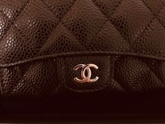 -CHANEL(戴高乐机场T 2E店)
