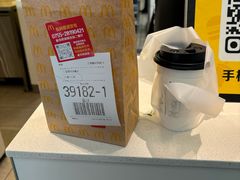 -麦当劳(深圳北站B2检票口楼上)