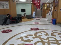 -雅悦齿科(顾村公园店)