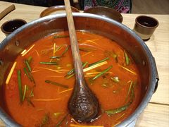 -黔诚多彩火锅(甲秀楼店)